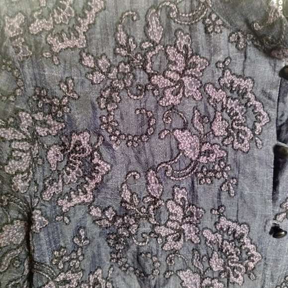 Marianne Kooimans Silk Embroidered Button Down blouse Sz 1/S - Picture 2 of 8